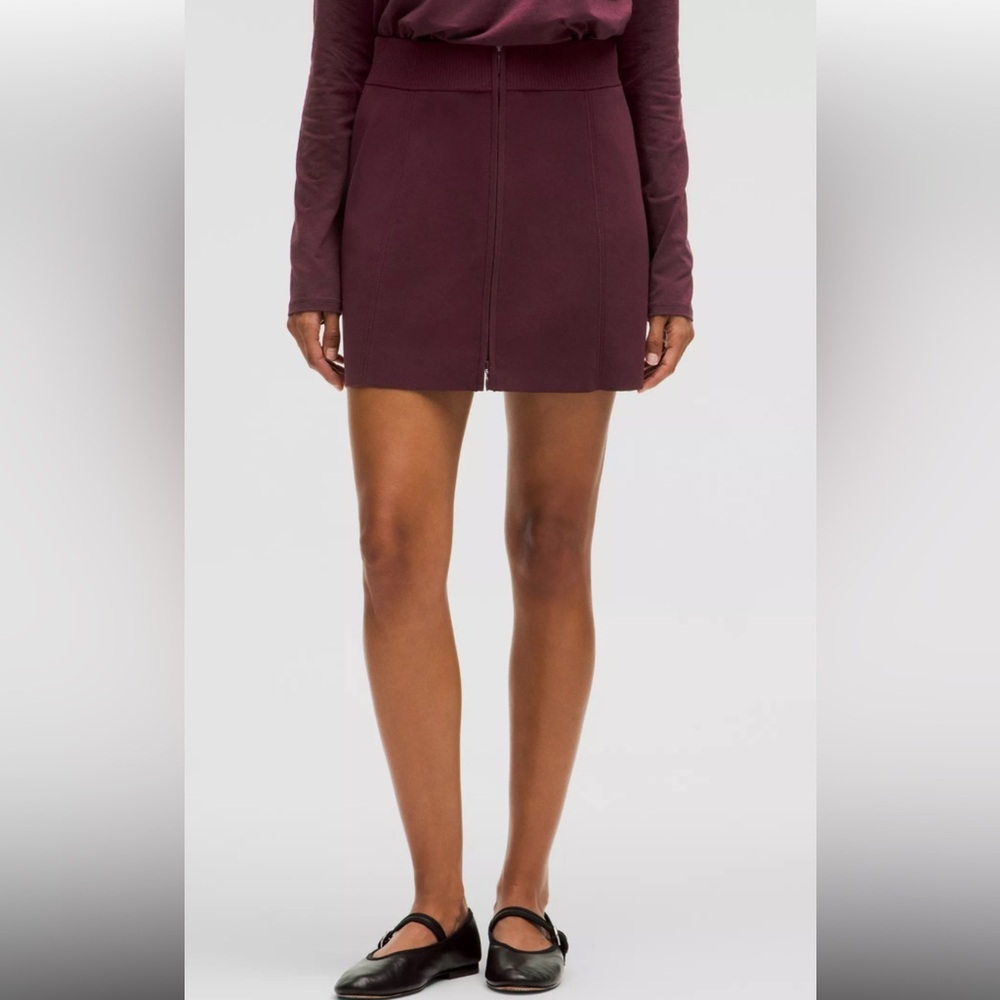 Lululemon Ribbed‎ Knit Mini Skirt medium athleisure streetwear layered staple